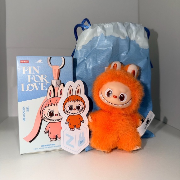 POP MART Other - PopMart Labubu Pin For Love Letter - Z